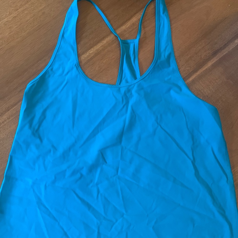Lululemon tank